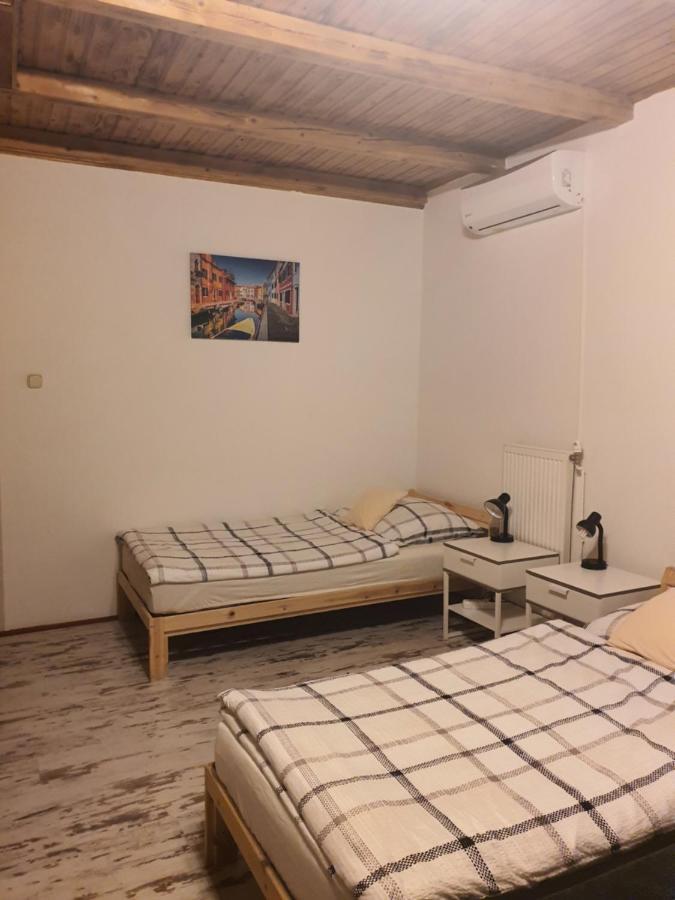 Apartmán Family Friendly Gyál Exteriér fotografie