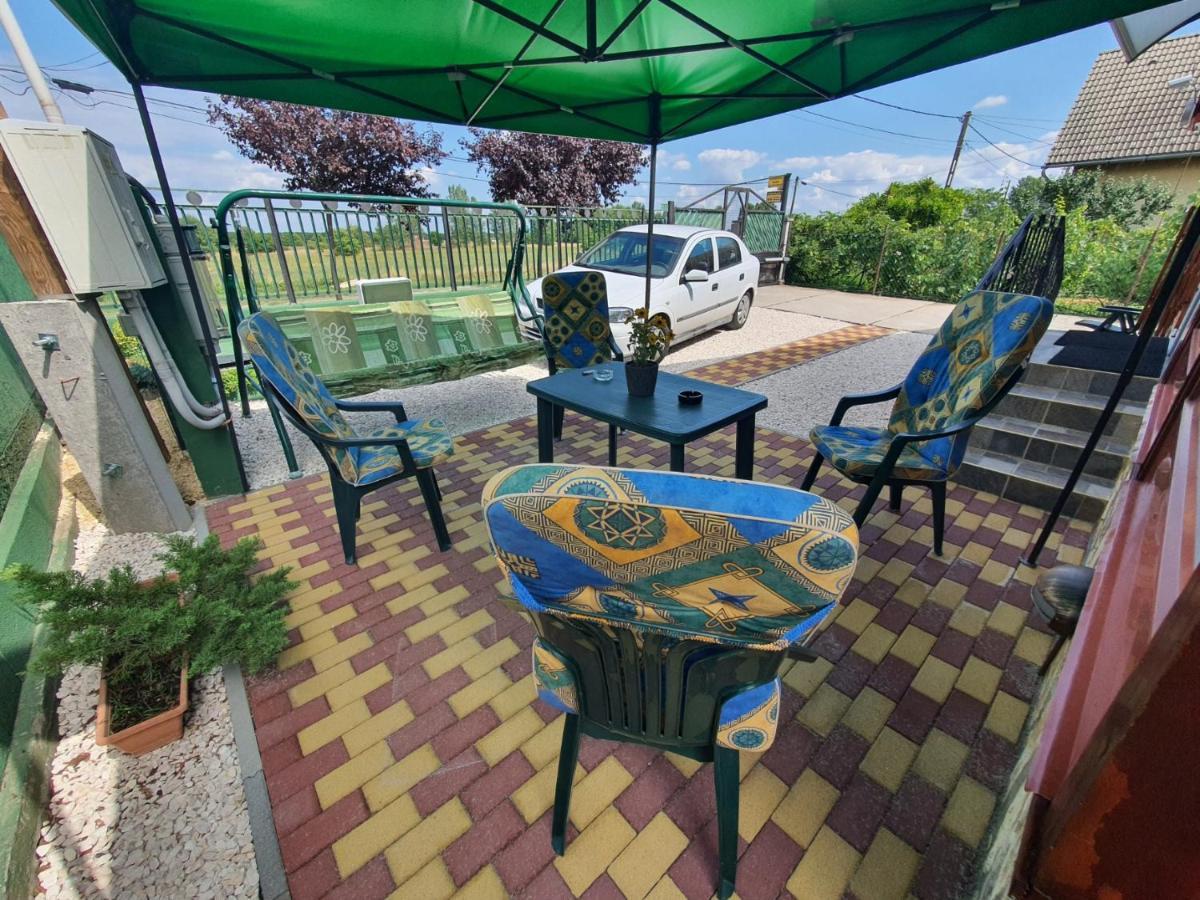 Apartmán Family Friendly Gyál Exteriér fotografie