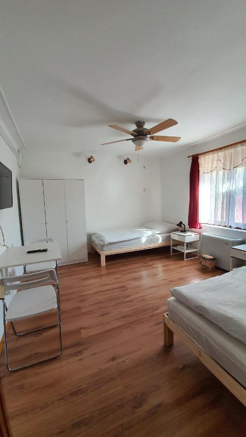 Apartmán Family Friendly Gyál Exteriér fotografie