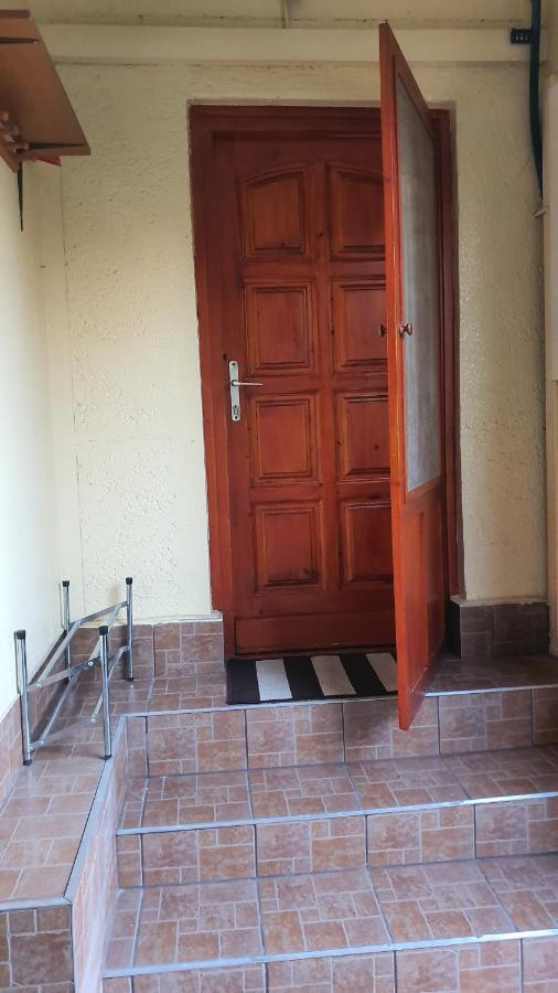 Apartmán Family Friendly Gyál Exteriér fotografie